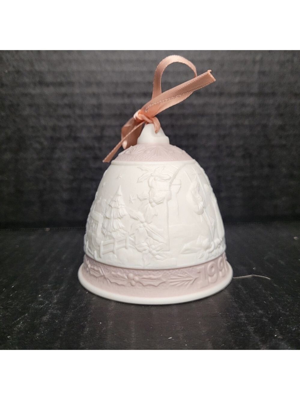 1991 Lladro Campanita Navidad 1.991 Christmas Bell with Pink and White #5803 - Picture 2 of 10